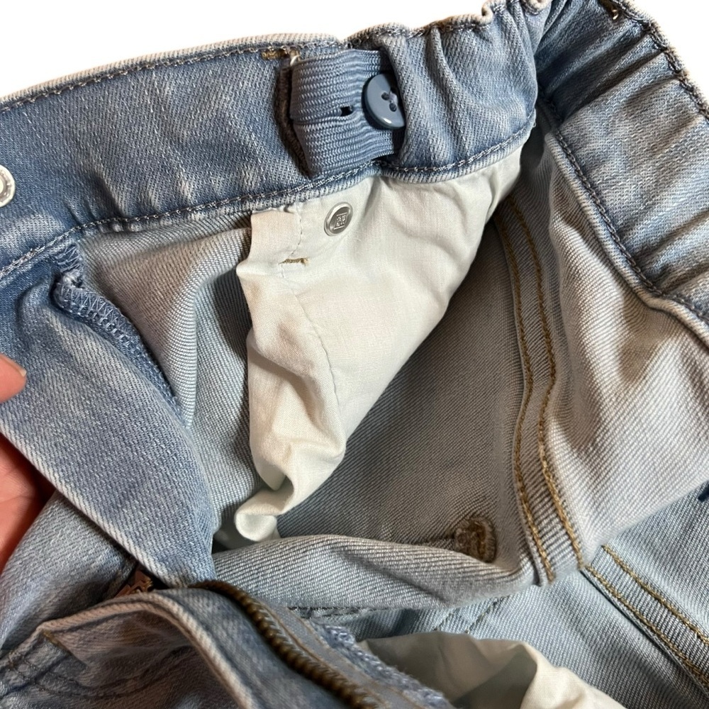Uniqlo| Kids Light Blue Straight Leg Jeans- Size 9-10 years - Picture 8 of 11